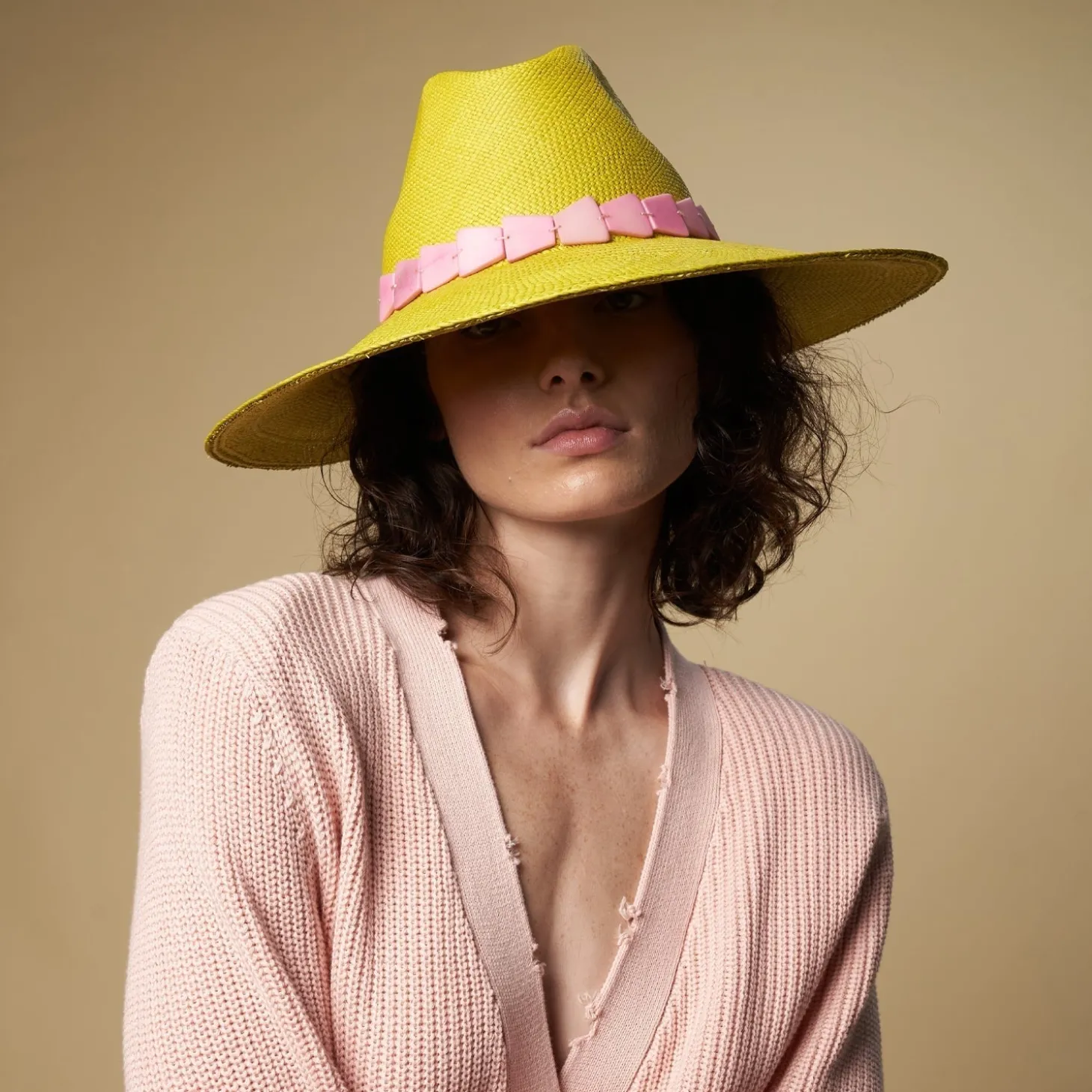 Mie - Wide Brim